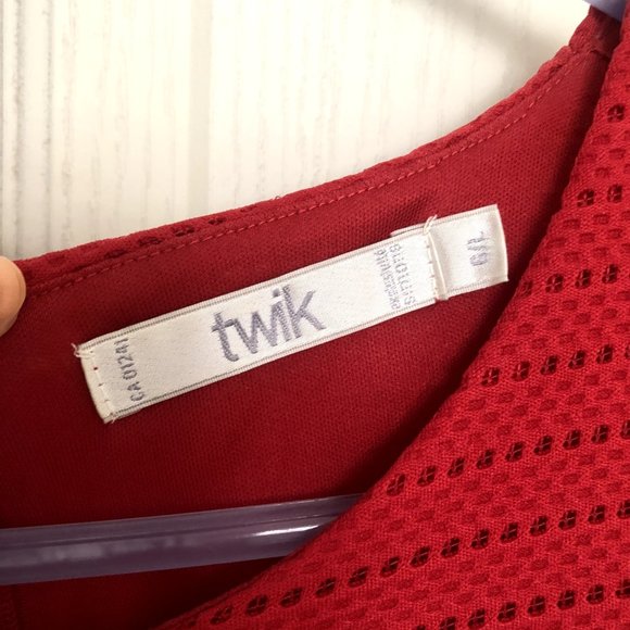 Red A-Line Mini Dress with Bow - Picture 2 of 5